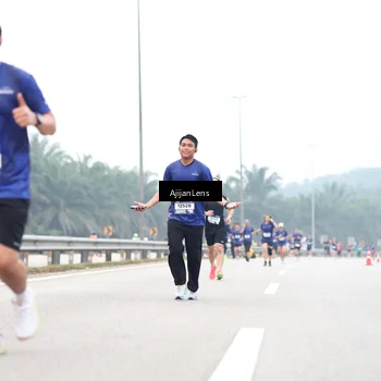 Runner Photo 7391469