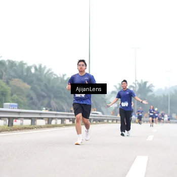 Runner Photo 7391471