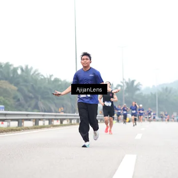 Runner Photo 7391472