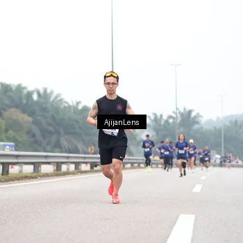 Runner Photo 7391504
