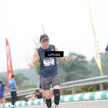 Runner Photo 7391509