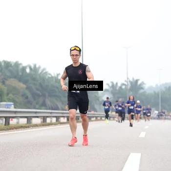 Runner Photo 7391518