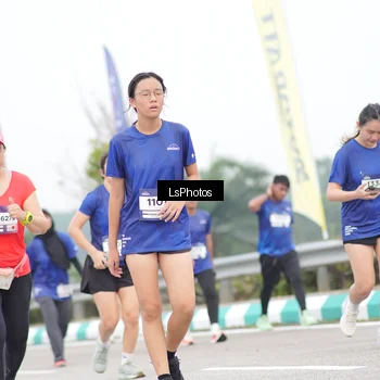 Runner Photo 7391529