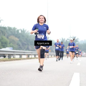 Runner Photo 7391562