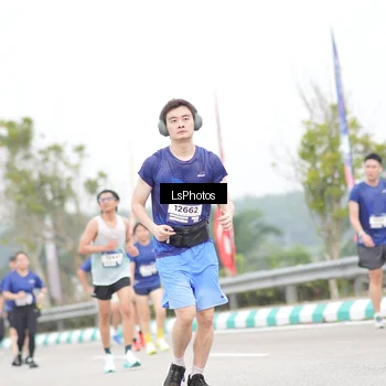 Runner Photo 7391612