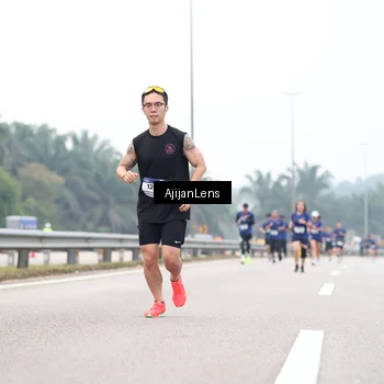 Runner Photo 7391622