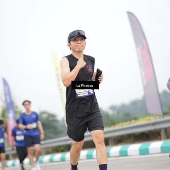 Runner Photo 7391631