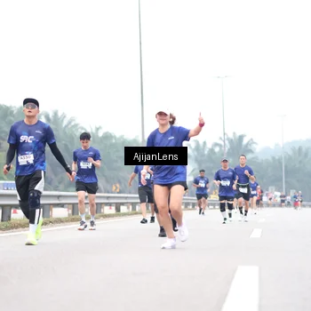 Runner Photo 7391641