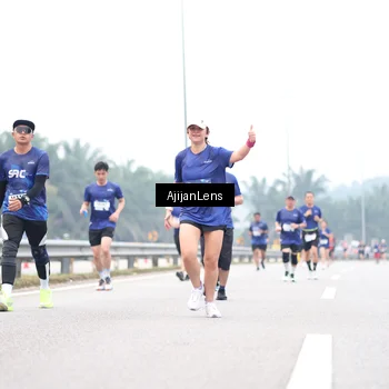 Runner Photo 7391655