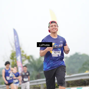 Runner Photo 7391671