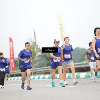 Runner Photo 7391682