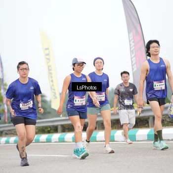 Runner Photo 7391684