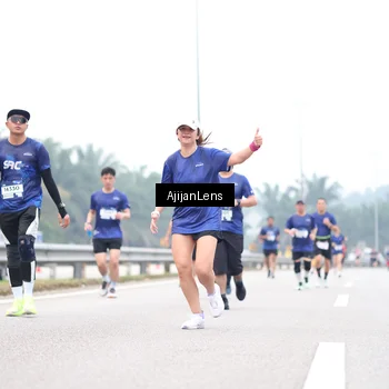 Runner Photo 7391690
