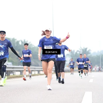 Runner Photo 7391719