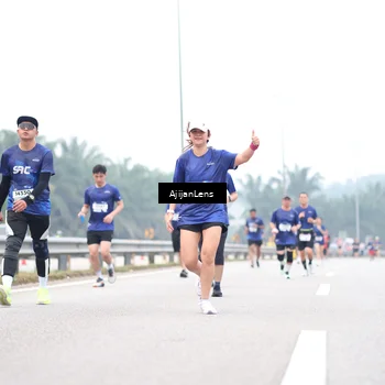 Runner Photo 7391721
