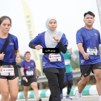 Runner Photo 7391736