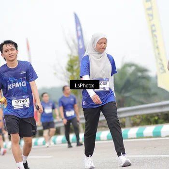 Runner Photo 7391738