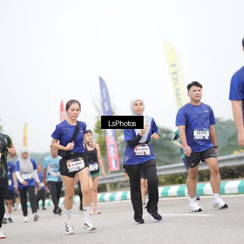 Runner Photo 7391742