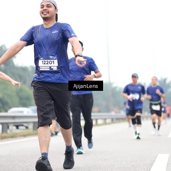 Runner Photo 7391784