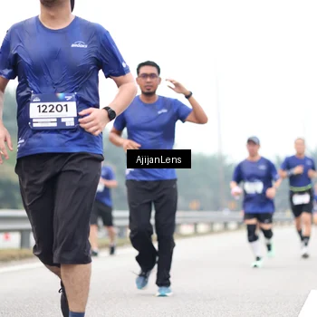 Runner Photo 7391807