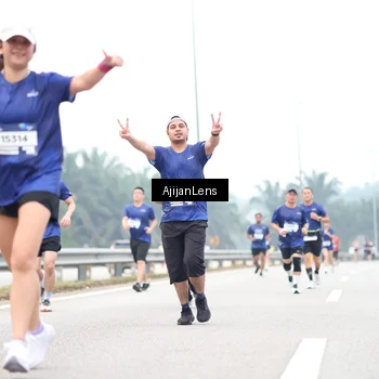 Runner Photo 7391814