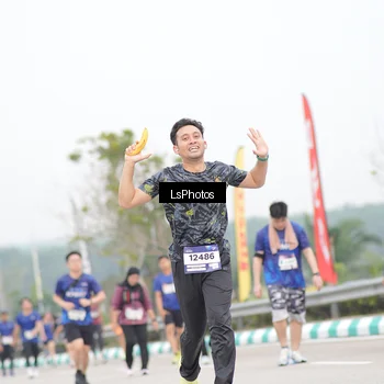 Runner Photo 7391838