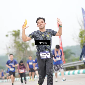 Runner Photo 7391864