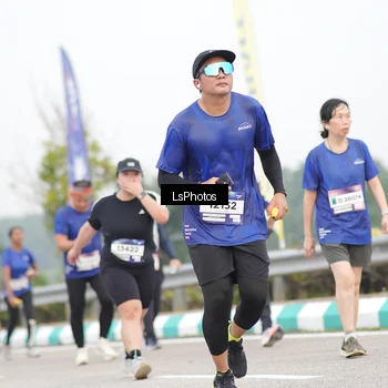 Runner Photo 7391919