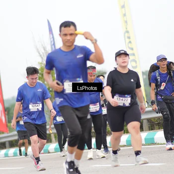 Runner Photo 7391924