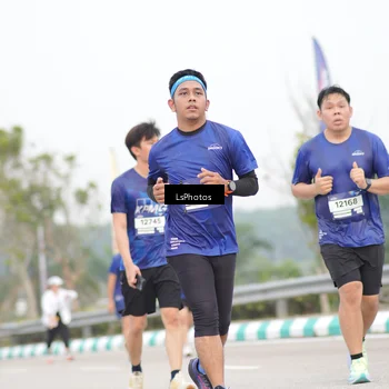 Runner Photo 7391944