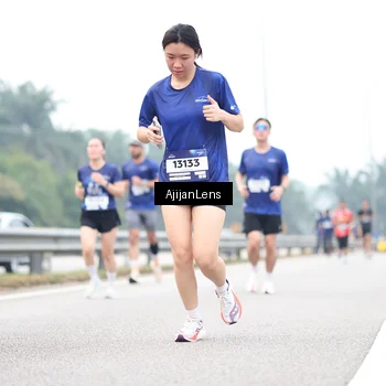 Runner Photo 7391976
