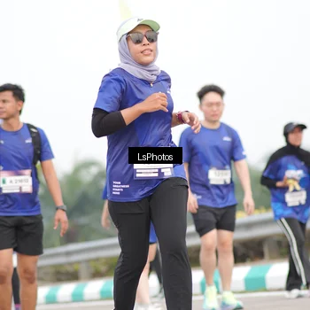Runner Photo 7391980