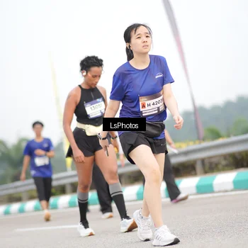 Runner Photo 7392026