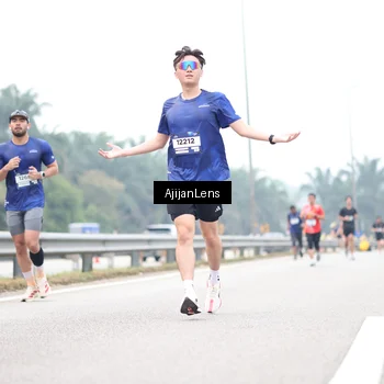 Runner Photo 7392032