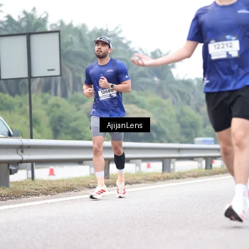 Runner Photo 7392049