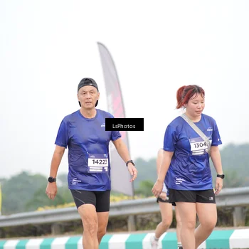 Runner Photo 7392082