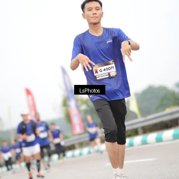 Runner Photo 7392092