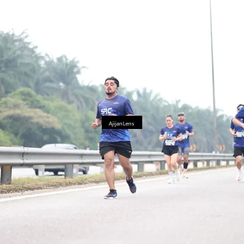 Runner Photo 7392117