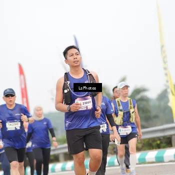 Runner Photo 7392177