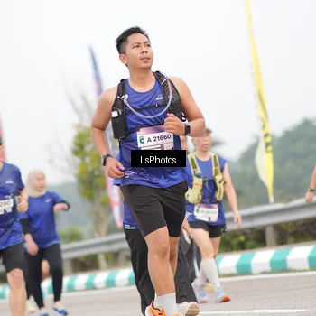 Runner Photo 7392180