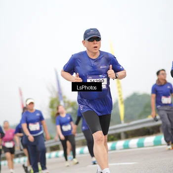 Runner Photo 7392184