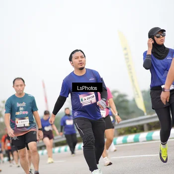 Runner Photo 7392189
