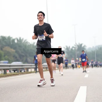 Runner Photo 7392249