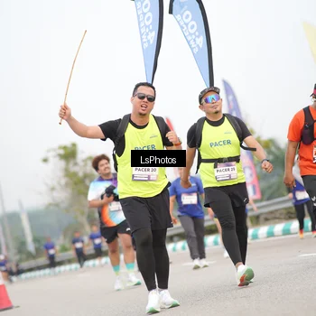 Runner Photo 7392279