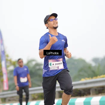 Runner Photo 7392281