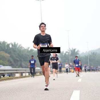 Runner Photo 7392296