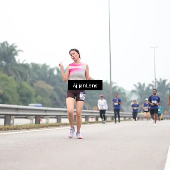 Runner Photo 7392314