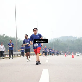 Runner Photo 7392352