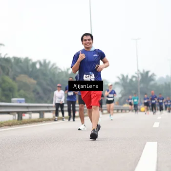 Runner Photo 7392370
