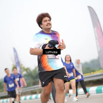 Runner Photo 7392389